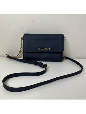 Michael Kors Jet Set Travel Crossbody Bag